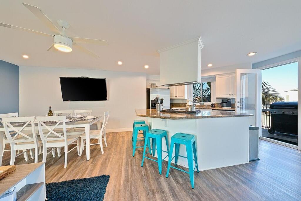 Stunning South Mission Home With Private Rooftop & Ocean Views! San Diego Eksteriør bilde